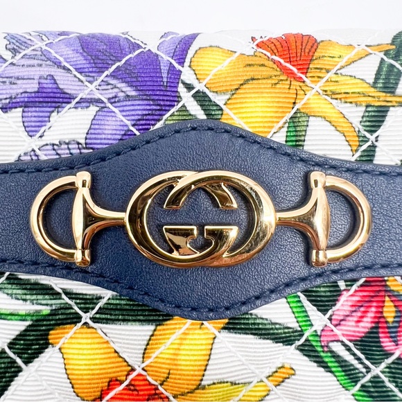 GUCCI Zumi Flora Compact Card Holder Flora Print Compact Wallet😳🔥🔥 - Picture 4 of 15
